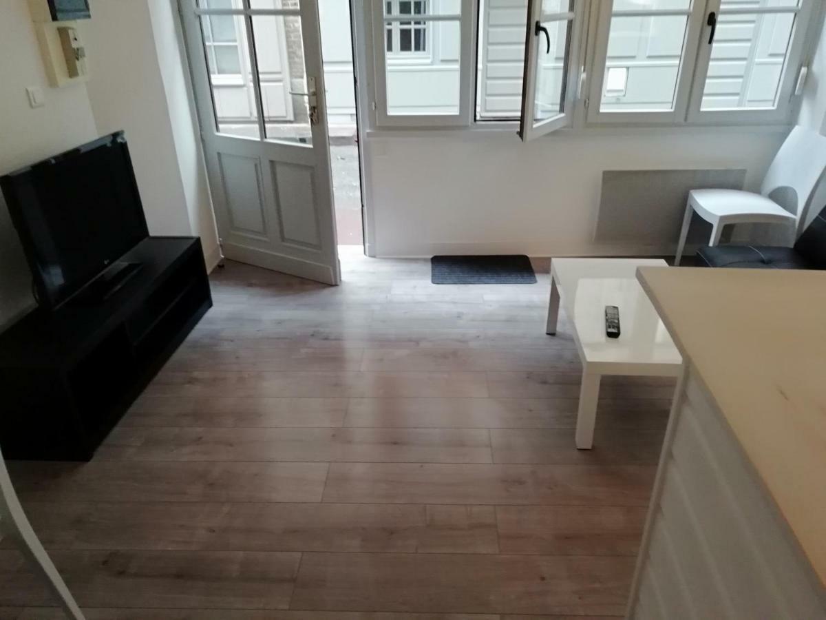 Appartement De La Place Dieppe Exterior foto